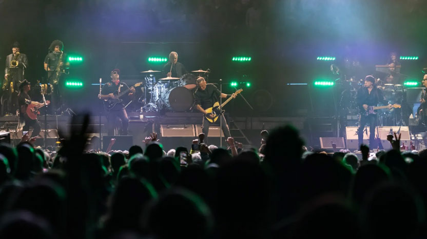 Bruce Springsteen Opens 2026 Tour in Minneapolis